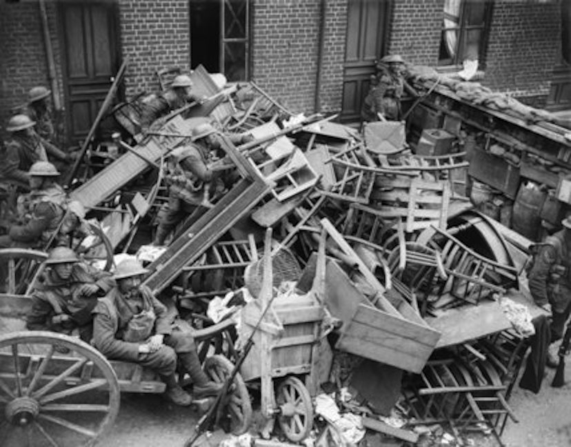 Street barricades Baleuil